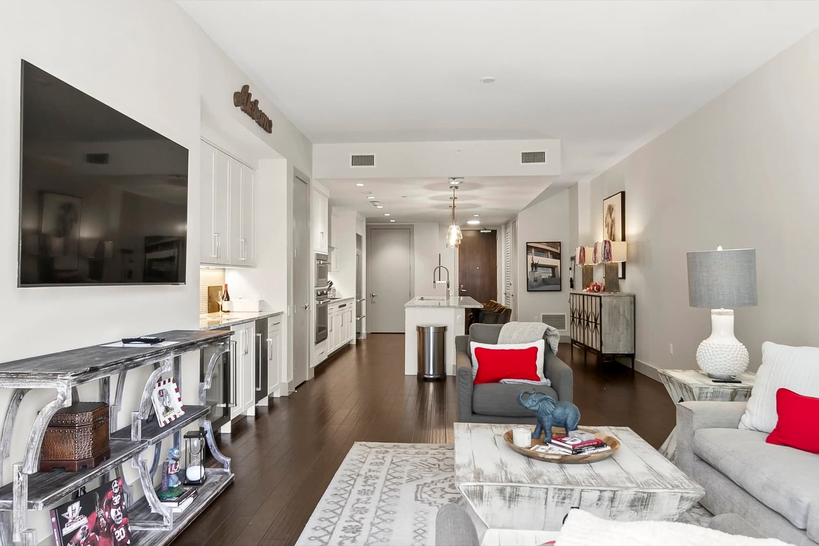 Westgate Residences · Unit 307 photo 2