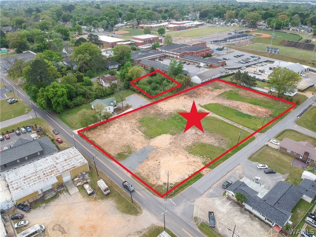 2704 20th Avenue, Northport, AL 35476