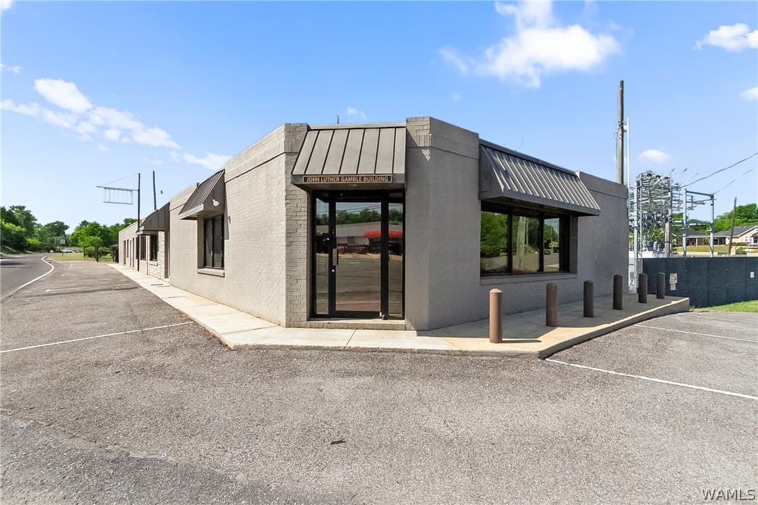 2300 2nd Avenue E, Tuscaloosa, AL 35401