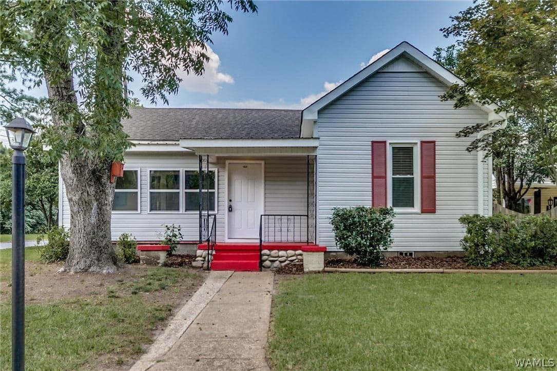1628 5th Avenue, Tuscaloosa, AL 35401