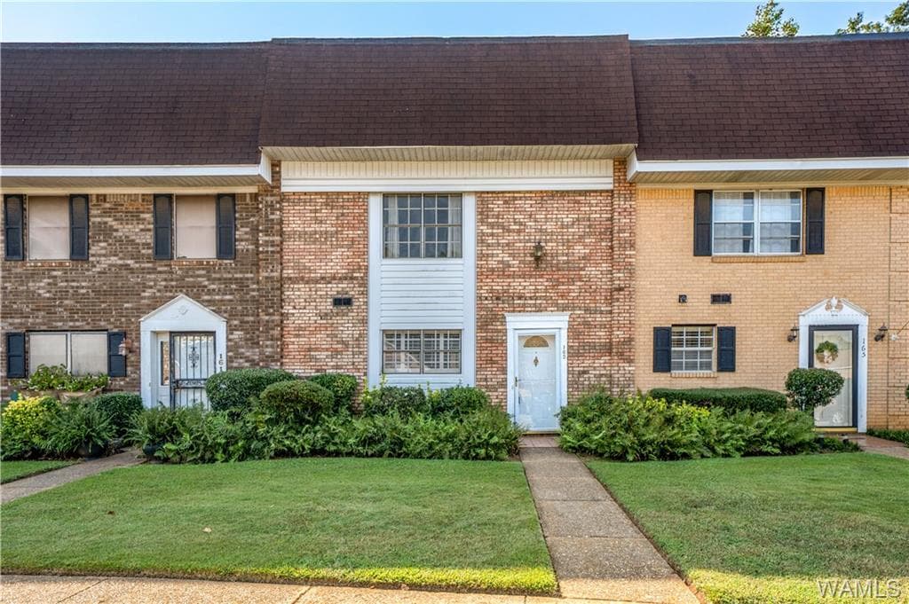 Fox Run Townhomes